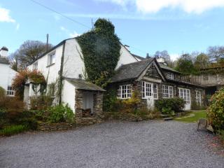 Summerhill Cottage - 9