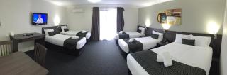 Hunts Hotel Liverpool - 9