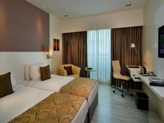 Majestic Court Sarovar Portico - Navi Mumbai - 9