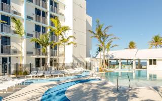 Plunge Beach Resort - 9