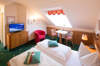 Hotel Zum Schwarzen Bären - 2