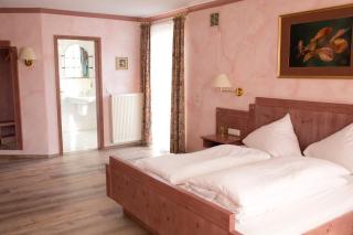 Hotel Hirsch - Rothenberg - 4
