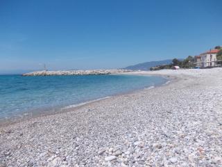 Akrogiali Beach Apartments - 9