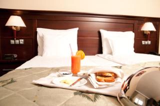Hotel Rapsodia City Center - Botoşani - 4