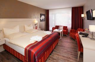 Posthotel Usseln - 8