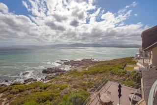 Whale Huys Luxury Oceanfront Eco Villa - Gansbaai - 1
