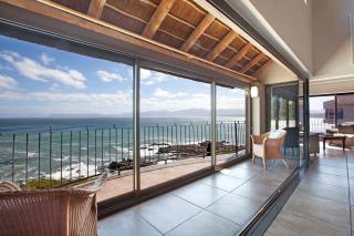 Whale Huys Luxury Oceanfront Eco Villa - Gansbaai - 3