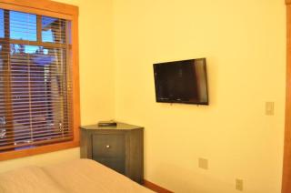 Village # 2416 - White Mountain Lodge - 2