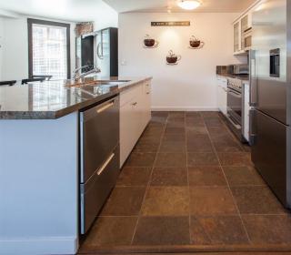 Village # 2230 - White Mountain Lodge - Mammoth Lakes - 2