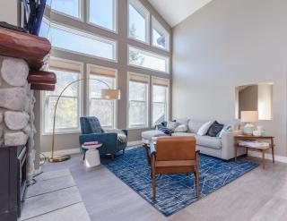 Snowcreek # 888 - Phase V - 9