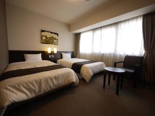 Hotel Route-Inn Saga Ekimae - Saga - 1