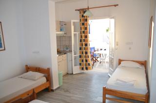 Artemis Pension - Ios Chora - 9