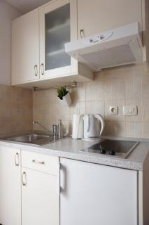 New studio apartment with sea view - Makarska - 4