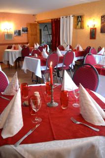 Logis Hotel-Restaurant "Auberge Le Petit pont" - Tennie - 1