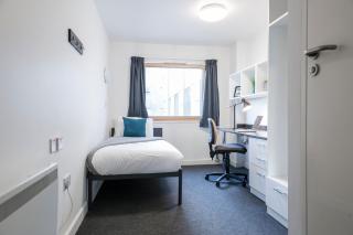 Fitzroy Court in Luton - Luton - 3