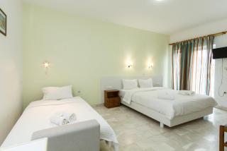 Revekka Rooms - Kissamos - 1