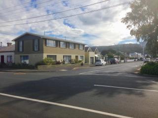 Big & Bright Guest House - Dunedin - 7