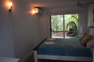 Raintrees Moffat Beach - 4