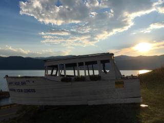 Lake View Suites - 3