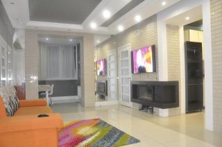 Fireplace Apartment on Puliuia 40 - Lviv - 0