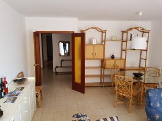Apartament a la Placeta de Sant Joan 21, 3r - 5