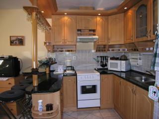 Christian Apartman - 1