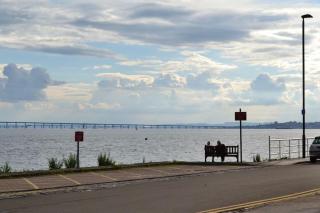 Fishermans flat - River view holiday home - 9