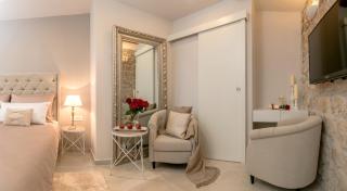 Jupiter Lux Rooms - 3