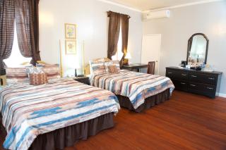 The Great House Inn - 2