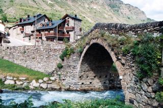 Apartamentos Les Picardes - Espot - 0