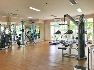 Ravarine Suite Apartment - Jakarta - 1