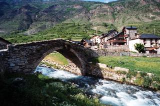 Apartamentos Les Picardes - Espot - 1