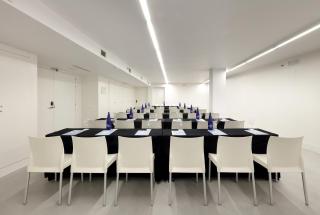 Eurostars Central - 8