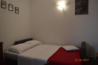 Apartment PALATISA on the beach with sunbeds, umbrella and canoe - 3