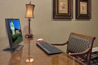 Days Inn by Wyndham Warren - Warren - 8