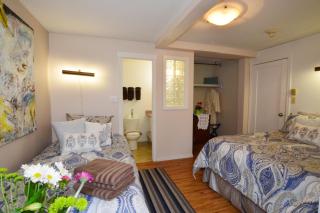 Marketa's Bed and Breakfast - 1