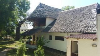 Diani Banda Cottages - Diani Beach - 1