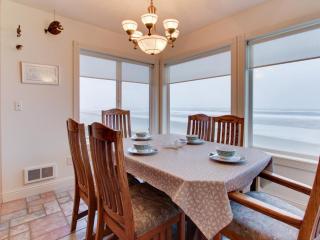 Sand Castle Villa - Rockaway Beach - 4
