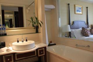 Ramada Yichang Hotel - Yichang - 9