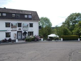 Pension Hubertus - Oberraden - 0
