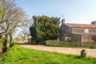 Little Abbey Farm - 3
