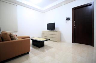 1BR Suite L'Avenue Apartment Pancoran By Travelio - 4