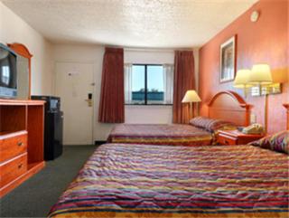Rodeway Inn - 3