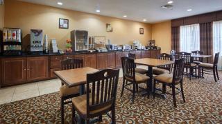 Best Western Bastrop Pines Inn - Bastrop - 5