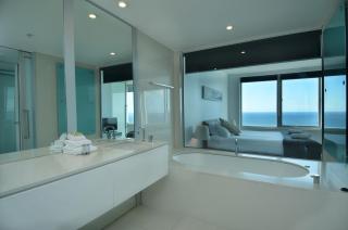 HR Surfers Paradise - Apartment 4204 - Gold Coast - 6