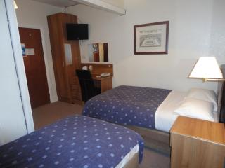 Warwick Lodge - Kingston upon Thames - 6