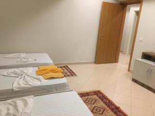 Hotel Kamomil - Durrës - 1