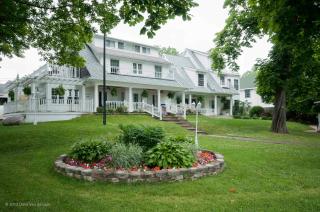 Chestnut Inn - Niagara Falls - 6
