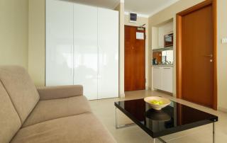 Sunset Apartments - 6