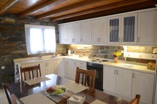 Traditional Farmhouse in Kea - Pisses - 2